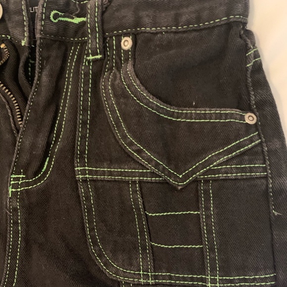 Pretty little thing denim shorts - Picture 3 of 5